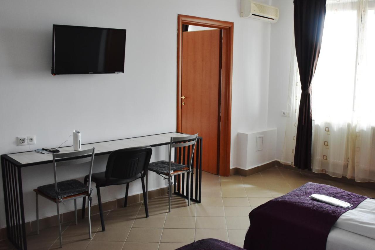Pension Recidency Oradea Dış mekan fotoğraf